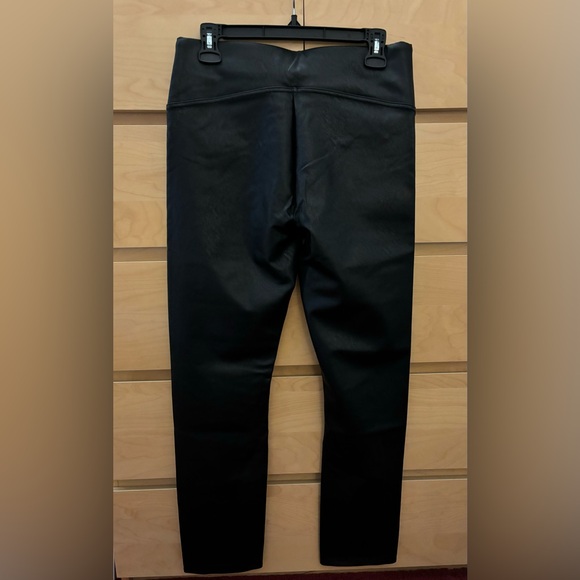 SPANX Faux Leather Leggings/Pants - Picture 4 of 8